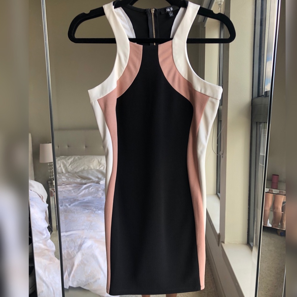 Chic Dress